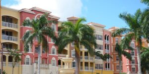 florida apartment buildings